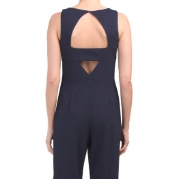 Marina NWT Navy Jumpsuit Wide Leg V Neck Evening Essential Sleeveless woman's 12 - Picture 10 of 10